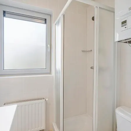 Deman 0103 - A 5 Min De La Apartment